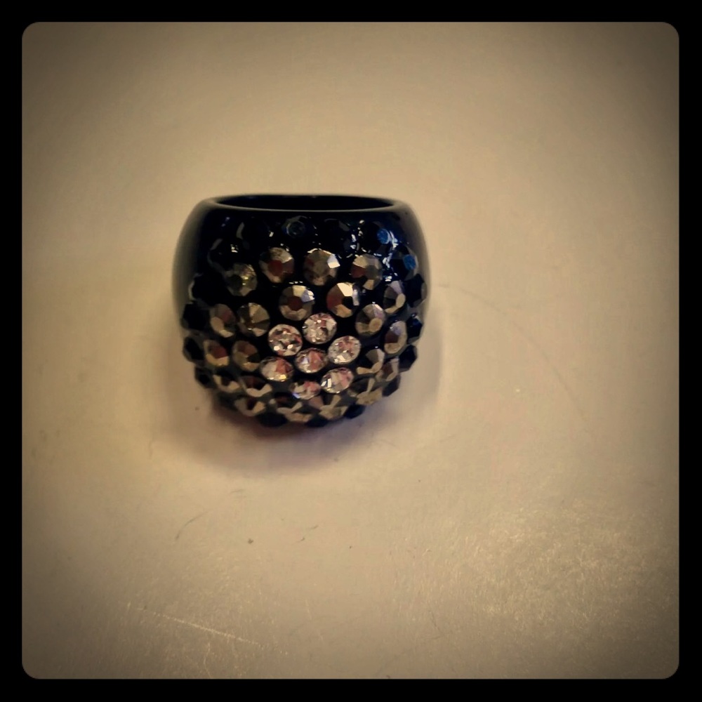 RARE VTG ESTATE FIND BLACK RING SZ 8